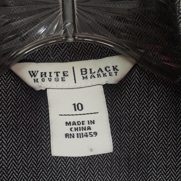 White House Black Market - Picture 5 of 7